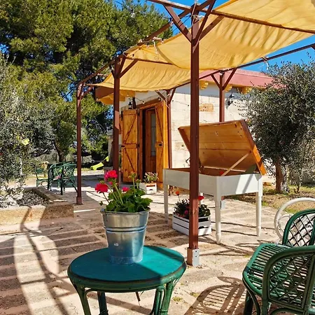 Casale Marchesi * Alessano